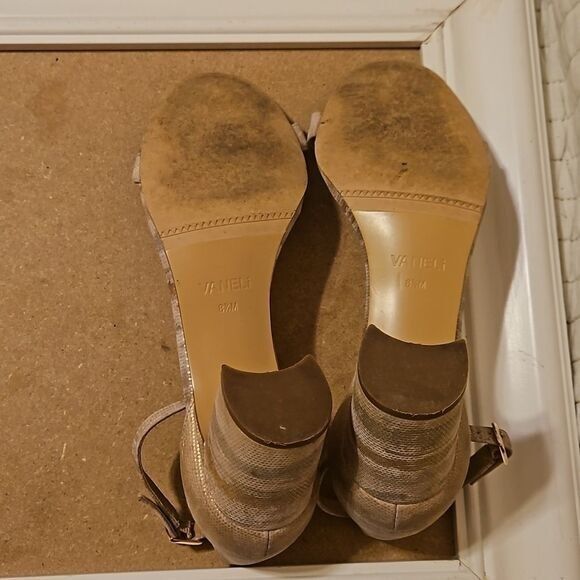 Vaneli taupe shimmer Block heel sandals size 8.5 - Picture 10 of 11